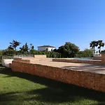 فيلة Sunshine House By Ici البوفيرا